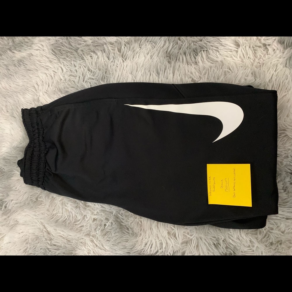 Women Nike Sweatpants